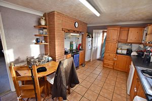 Photo 11- click for photo gallery